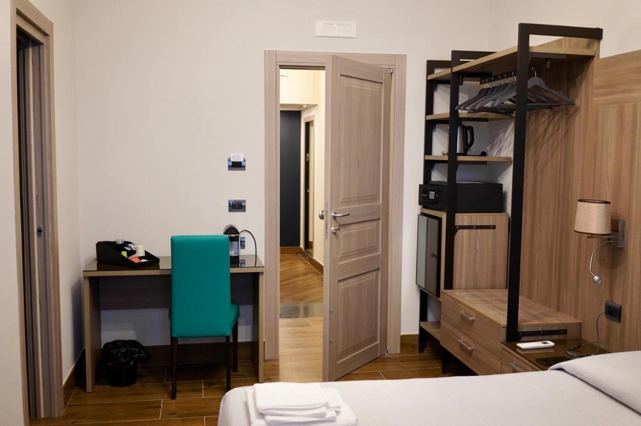 I Miti Di Partenope Nápoles Exterior foto